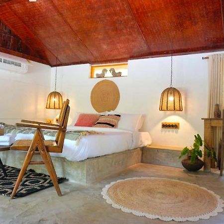 Alappuzha Sunsets And Palm Trees B&B 외부 사진