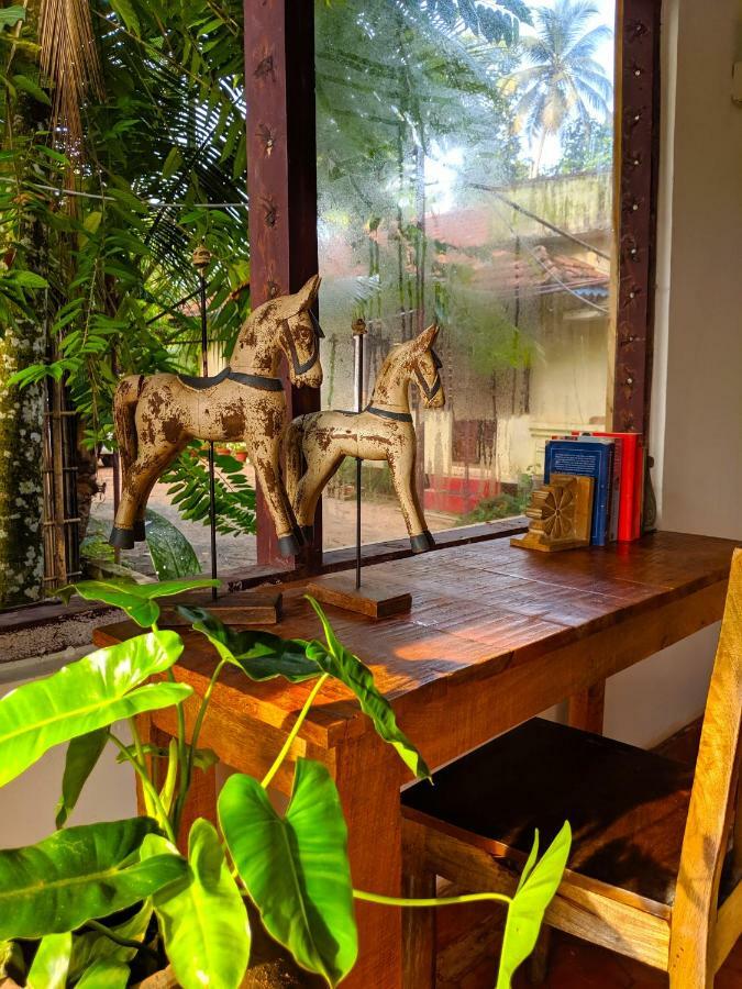 Alappuzha Sunsets And Palm Trees B&B 외부 사진