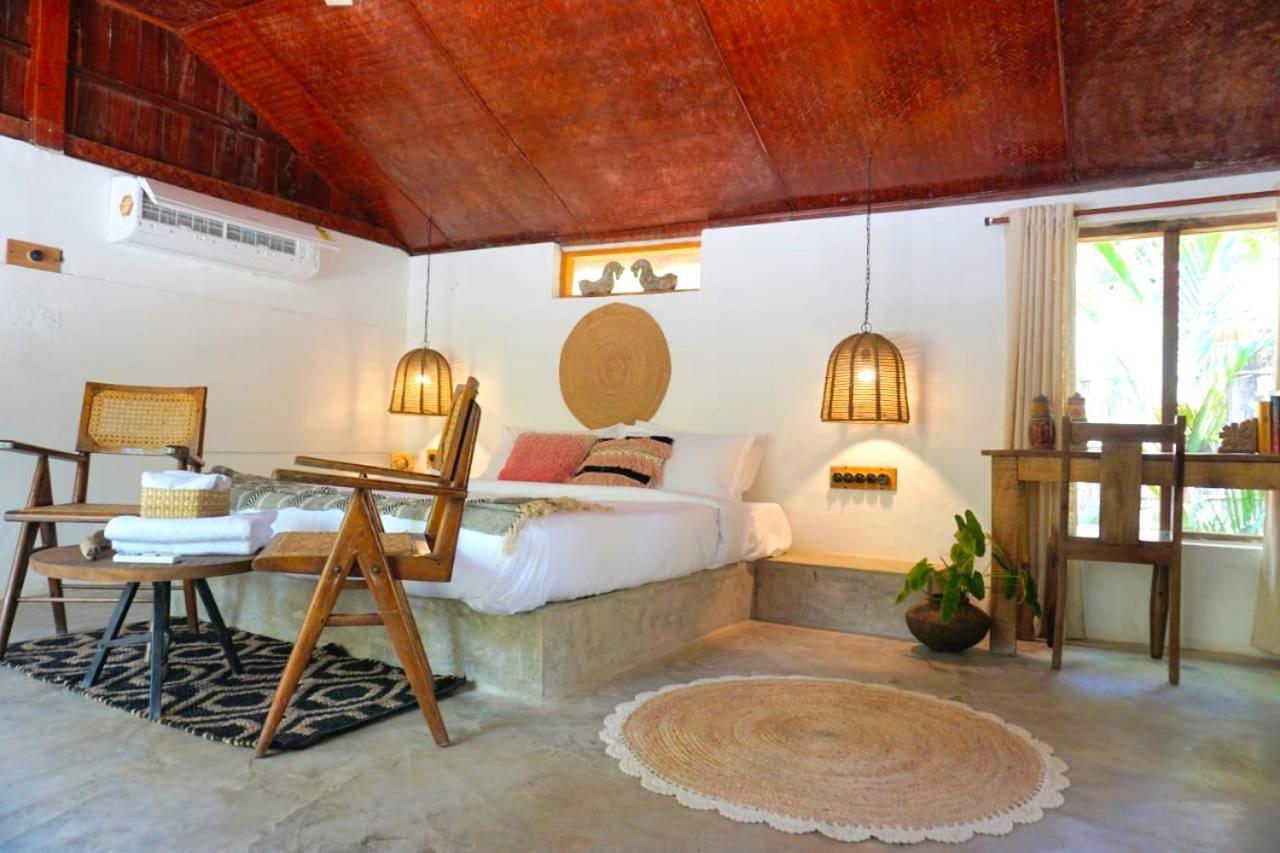 Alappuzha Sunsets And Palm Trees B&B 외부 사진